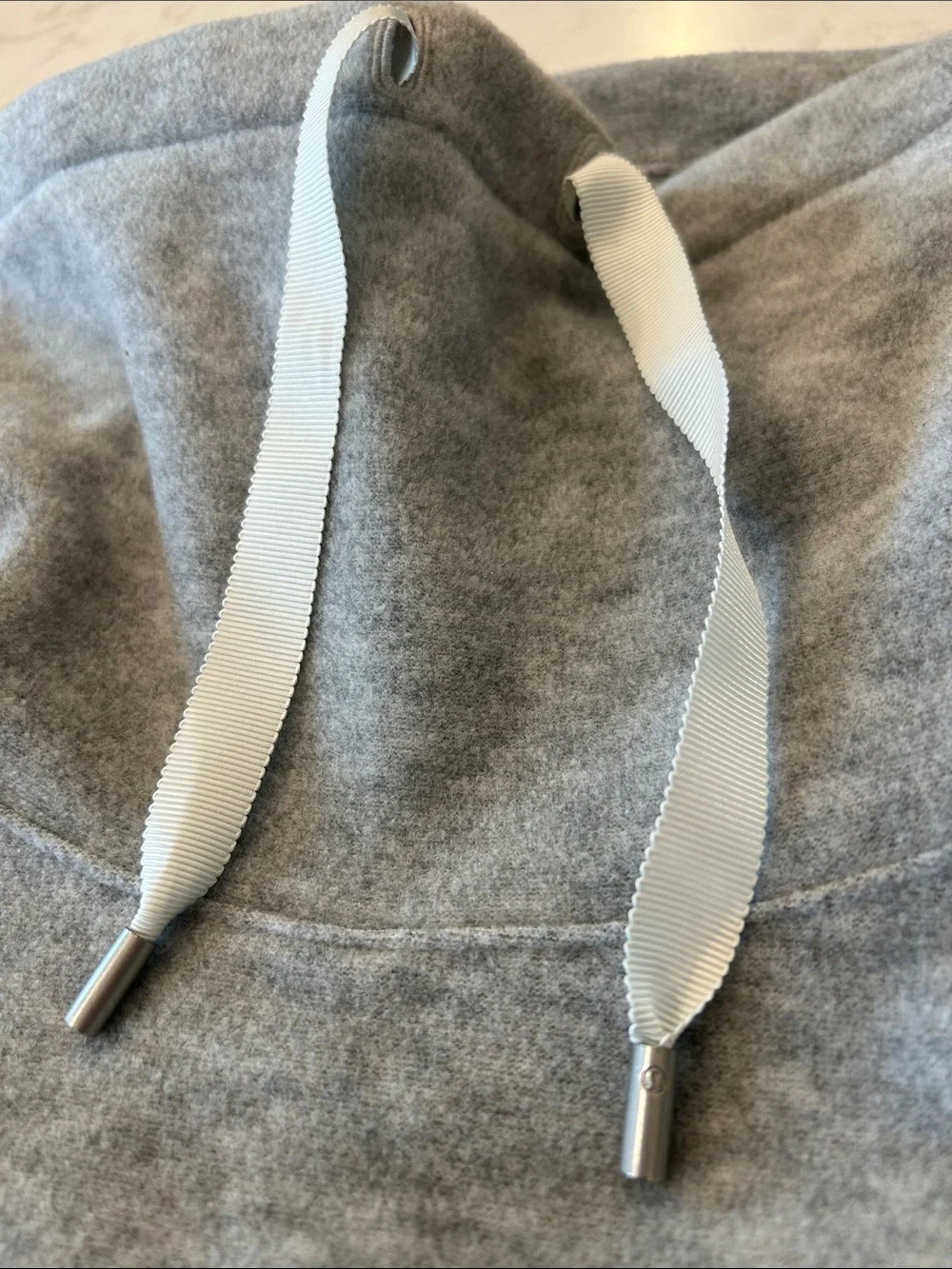 Lululemon Go Forward Pullover Fleece in heathered‎ core light grey Size 12